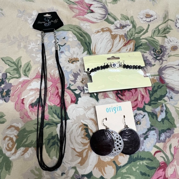 Origins Jewelry - Jewelry bundle